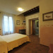 Un appartamento per vacanze con vista sulle torri di San Gimignano e sulla campagna toscana.